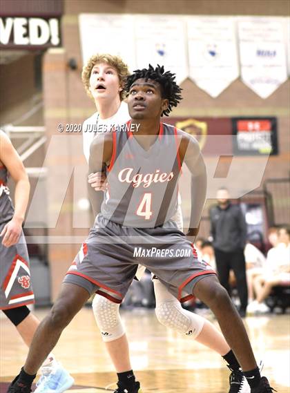 Thumbnail 2 in Arbor View vs Faith Lutheran photogallery.