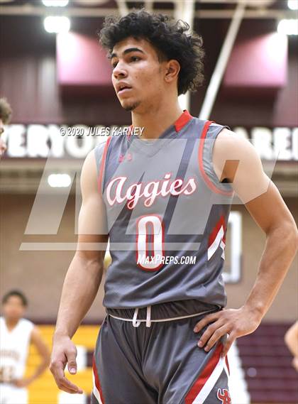 Thumbnail 1 in Arbor View vs Faith Lutheran photogallery.