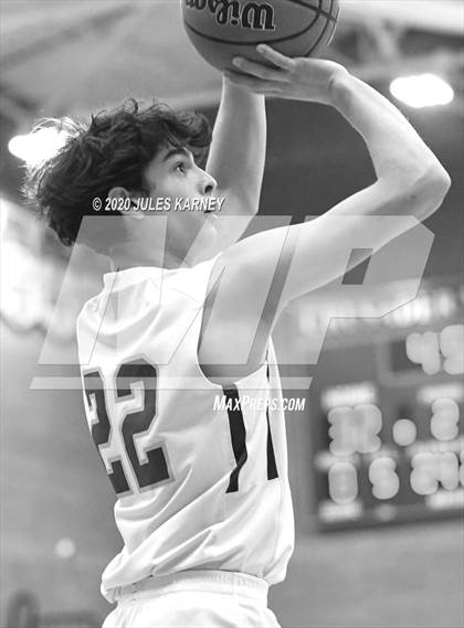 Thumbnail 3 in Arbor View vs Faith Lutheran photogallery.