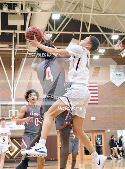 Thumbnail 3 in Arbor View vs Faith Lutheran photogallery.