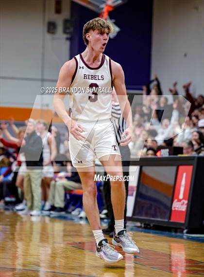 Thumbnail 2 in Chilton County vs Thorsby (Chilton County Tournament Semifinal) photogallery.