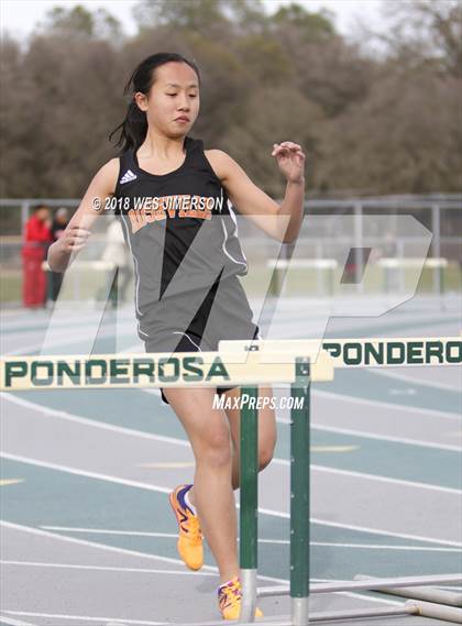 Thumbnail 3 in Capital Valley Conference 1A Meet photogallery.
