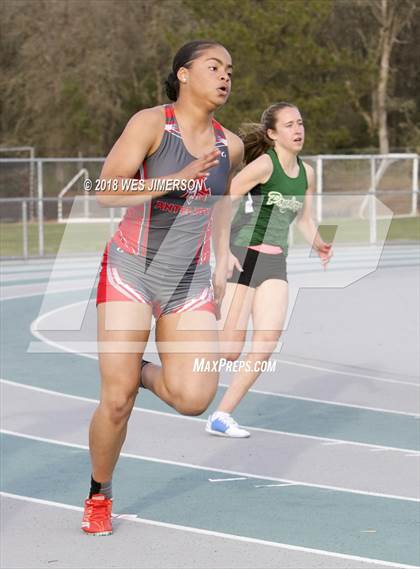 Thumbnail 2 in Capital Valley Conference 1A Meet photogallery.
