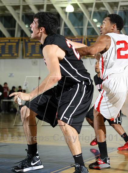 Thumbnail 3 in Centennial vs. Harvard-Westlake (El Segundo Tournament) photogallery.