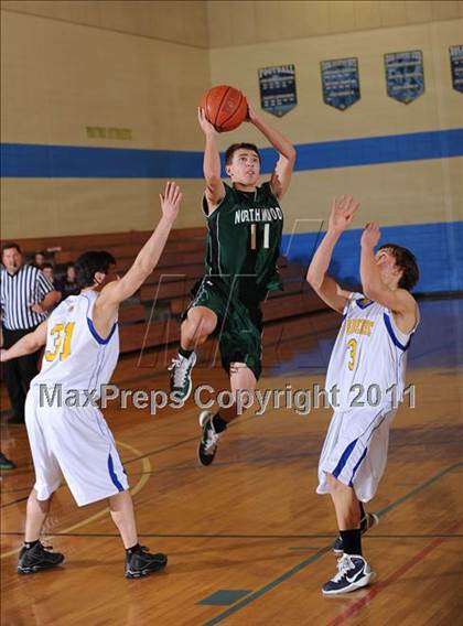 Thumbnail 1 in Northwood vs. Frederic photogallery.