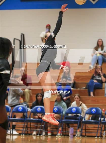 Thumbnail 1 in Havelock @ Swansboro photogallery.