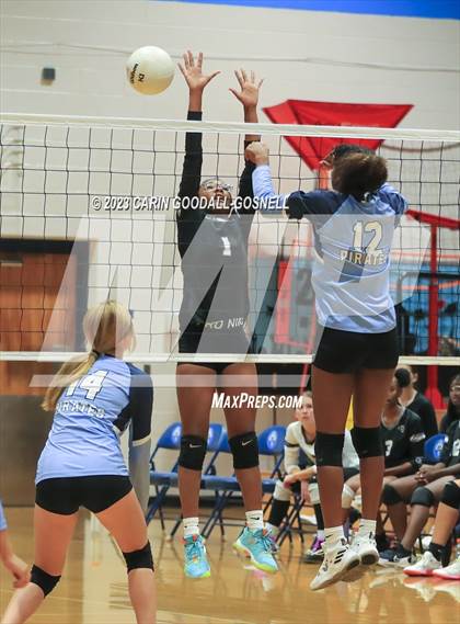 Thumbnail 1 in Havelock @ Swansboro photogallery.