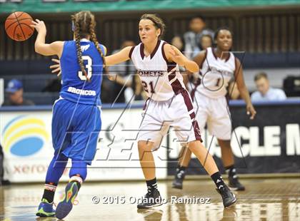 Thumbnail 2 in Kearny Vs Rancho Bernardo (CIF SDS D3 Final) photogallery.