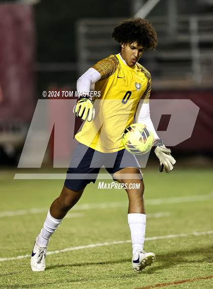 Thumbnail 2 in T.C. Roberson @ Charlotte Catholic photogallery.