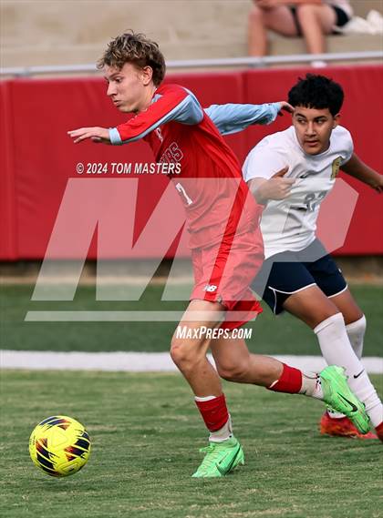 Thumbnail 2 in T.C. Roberson @ Charlotte Catholic photogallery.