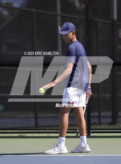 Thumbnail 3 in Harvard-Westlake@Loyola photogallery.