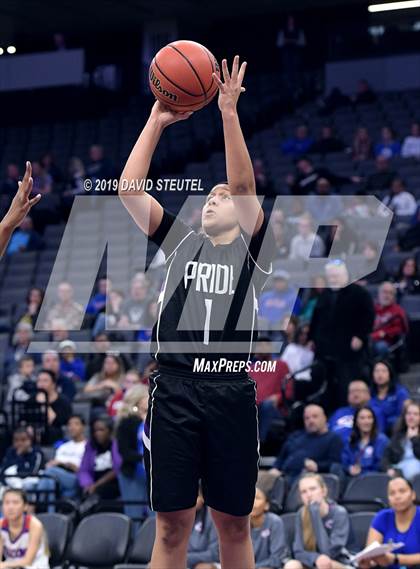 Thumbnail 2 in Bradshaw Christian vs. Christian Brothers (CIF SJS D3 Final) photogallery.