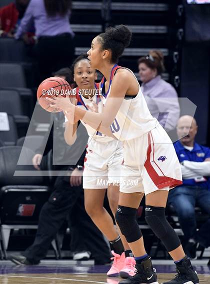 Thumbnail 3 in Bradshaw Christian vs. Christian Brothers (CIF SJS D3 Final) photogallery.