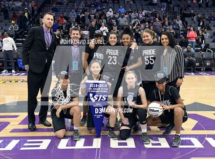 Thumbnail 1 in Bradshaw Christian vs. Christian Brothers (CIF SJS D3 Final) photogallery.