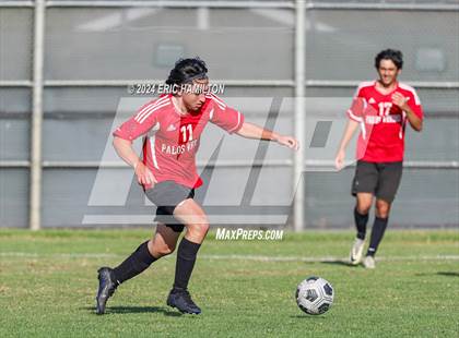 Thumbnail 2 in Loyola vs Palos Verdes (Scrimmage) photogallery.
