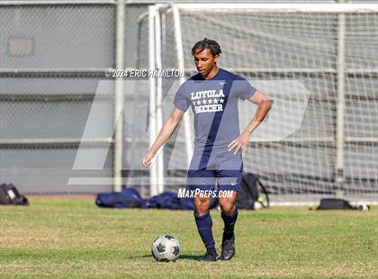 Thumbnail 1 in Loyola vs Palos Verdes (Scrimmage) photogallery.