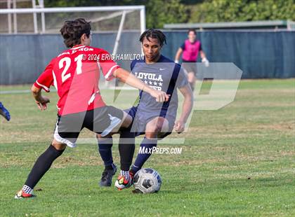 Thumbnail 2 in Loyola vs Palos Verdes (Scrimmage) photogallery.