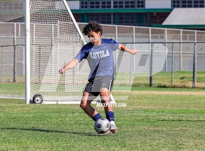 Thumbnail 1 in Loyola vs Palos Verdes (Scrimmage) photogallery.