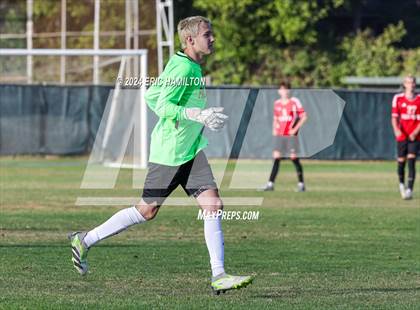 Thumbnail 3 in Loyola vs Palos Verdes (Scrimmage) photogallery.