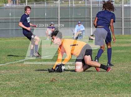Thumbnail 1 in Loyola vs Palos Verdes (Scrimmage) photogallery.