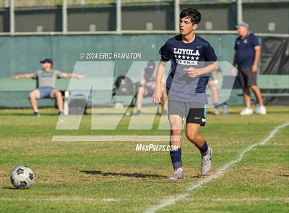 Thumbnail 3 in Loyola vs Palos Verdes (Scrimmage) photogallery.