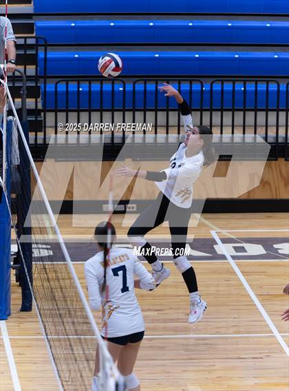 Thumbnail 3 in Peachtree Ridge vs. Wheeler photogallery.