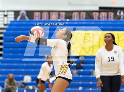 Thumbnail 2 in Peachtree Ridge vs. Wheeler photogallery.