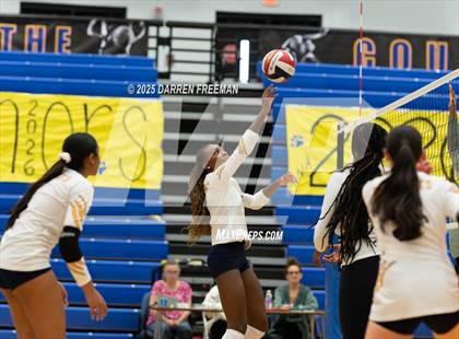 Thumbnail 3 in Peachtree Ridge vs. Wheeler photogallery.