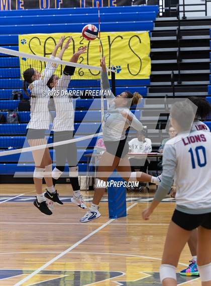 Thumbnail 2 in Peachtree Ridge vs. Wheeler photogallery.