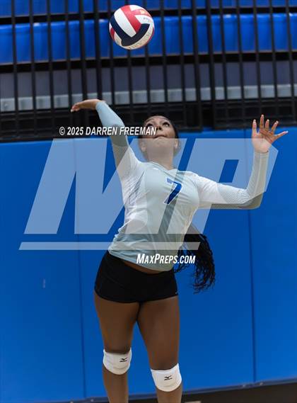 Thumbnail 3 in Peachtree Ridge vs. Wheeler photogallery.