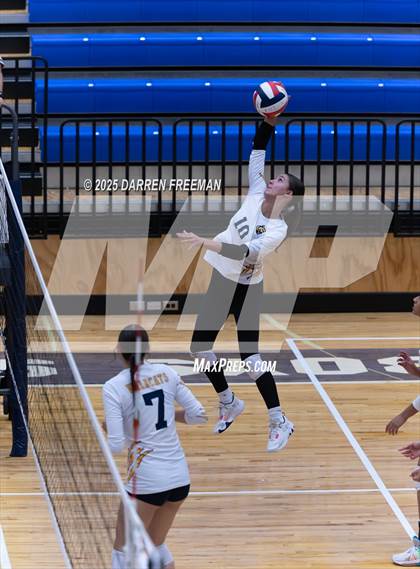 Thumbnail 2 in Peachtree Ridge vs. Wheeler photogallery.