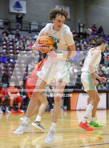 Thumbnail 1 in South Summit vs. Judge Memorial Catholic (UHSAA 3A Final) photogallery.