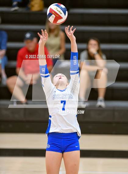 Thumbnail 3 in Decatur @ Springtown photogallery.
