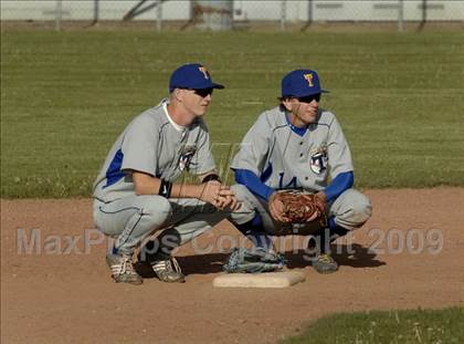 Thumbnail 1 in Taft @ Tehachapi photogallery.