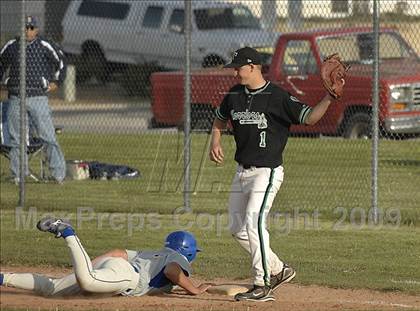 Thumbnail 2 in Taft @ Tehachapi photogallery.
