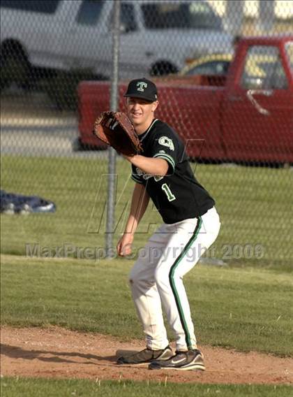 Thumbnail 3 in Taft @ Tehachapi photogallery.