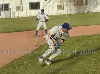 Thumbnail 2 in Taft @ Tehachapi photogallery.
