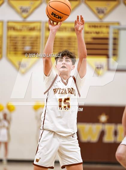 Thumbnail 1 in Windsor vs. Pueblo East (CHSAA 5A Round 1) photogallery.