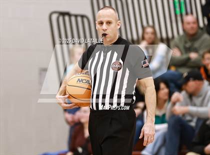 Thumbnail 2 in Windsor vs. Pueblo East (CHSAA 5A Round 1) photogallery.