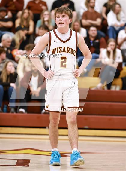 Thumbnail 2 in Windsor vs. Pueblo East (CHSAA 5A Round 1) photogallery.
