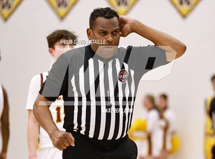 Thumbnail 1 in Windsor vs. Pueblo East (CHSAA 5A Round 1) photogallery.