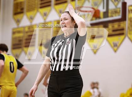 Thumbnail 3 in Windsor vs. Pueblo East (CHSAA 5A Round 1) photogallery.
