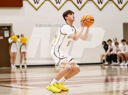 Thumbnail 3 in Windsor vs. Pueblo East (CHSAA 5A Round 1) photogallery.
