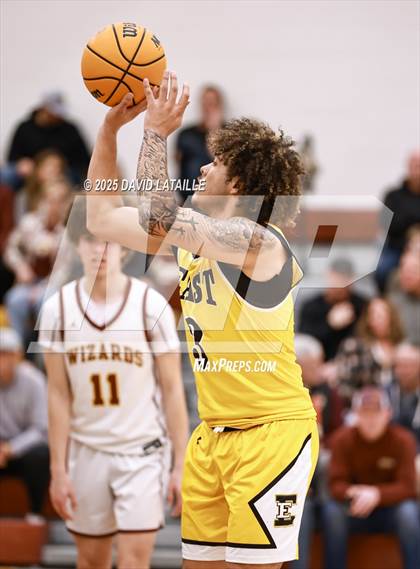 Thumbnail 1 in Windsor vs. Pueblo East (CHSAA 5A Round 1) photogallery.