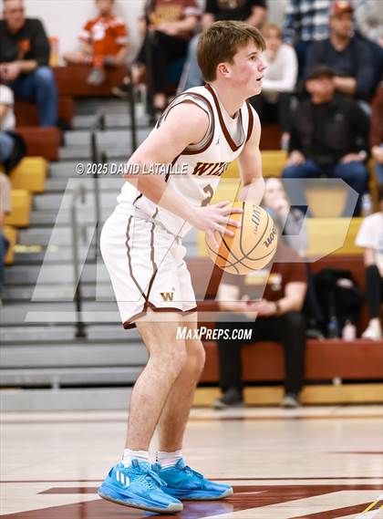 Thumbnail 2 in Windsor vs. Pueblo East (CHSAA 5A Round 1) photogallery.