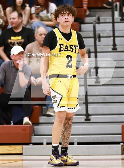 Thumbnail 1 in Windsor vs. Pueblo East (CHSAA 5A Round 1) photogallery.