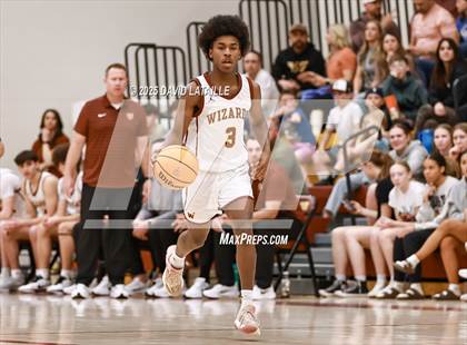 Thumbnail 1 in Windsor vs. Pueblo East (CHSAA 5A Round 1) photogallery.