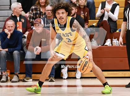 Thumbnail 2 in Windsor vs. Pueblo East (CHSAA 5A Round 1) photogallery.