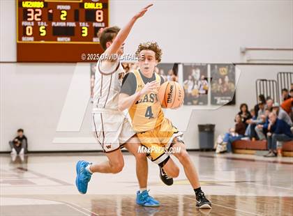 Thumbnail 2 in Windsor vs. Pueblo East (CHSAA 5A Round 1) photogallery.