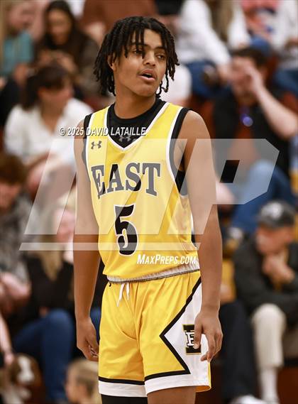 Thumbnail 1 in Windsor vs. Pueblo East (CHSAA 5A Round 1) photogallery.